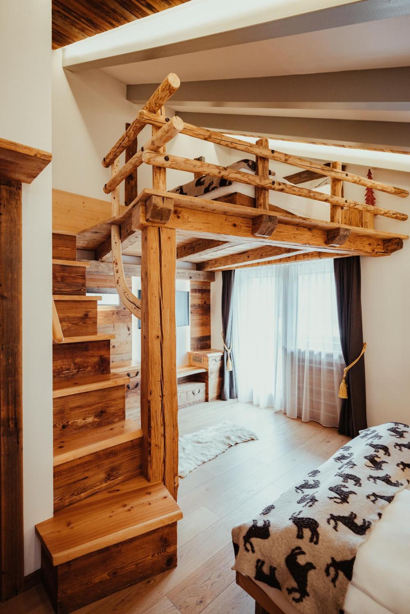 Alpenrose Hotel